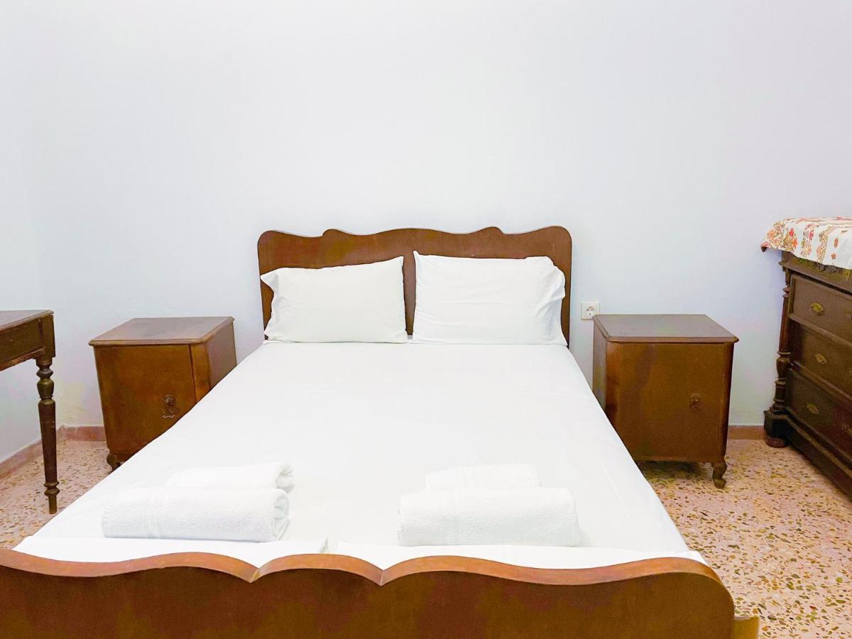 Katerina Beach Rooms Ándros 외부 사진