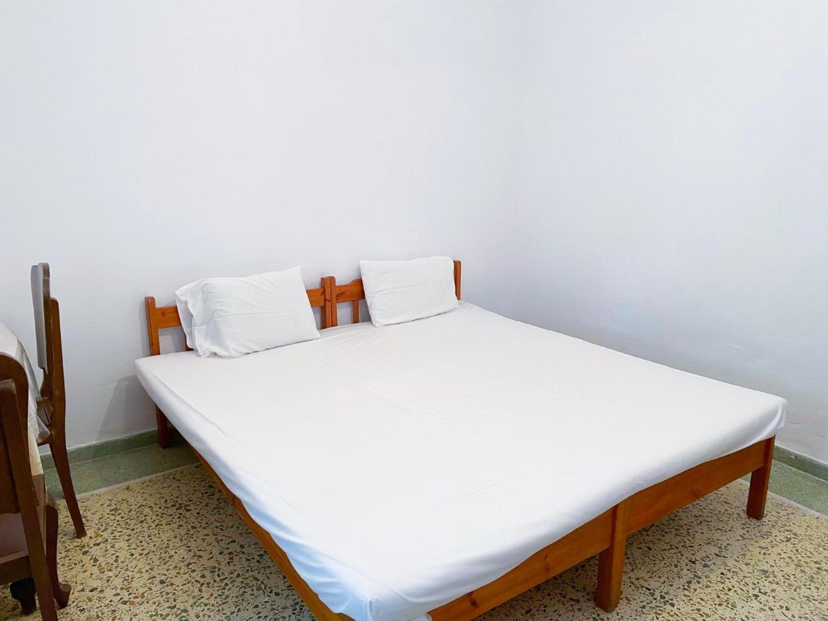 Katerina Beach Rooms Ándros 외부 사진