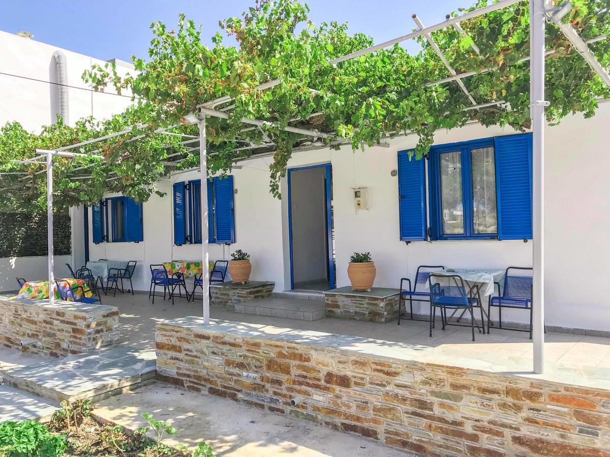 Katerina Beach Rooms Ándros 외부 사진