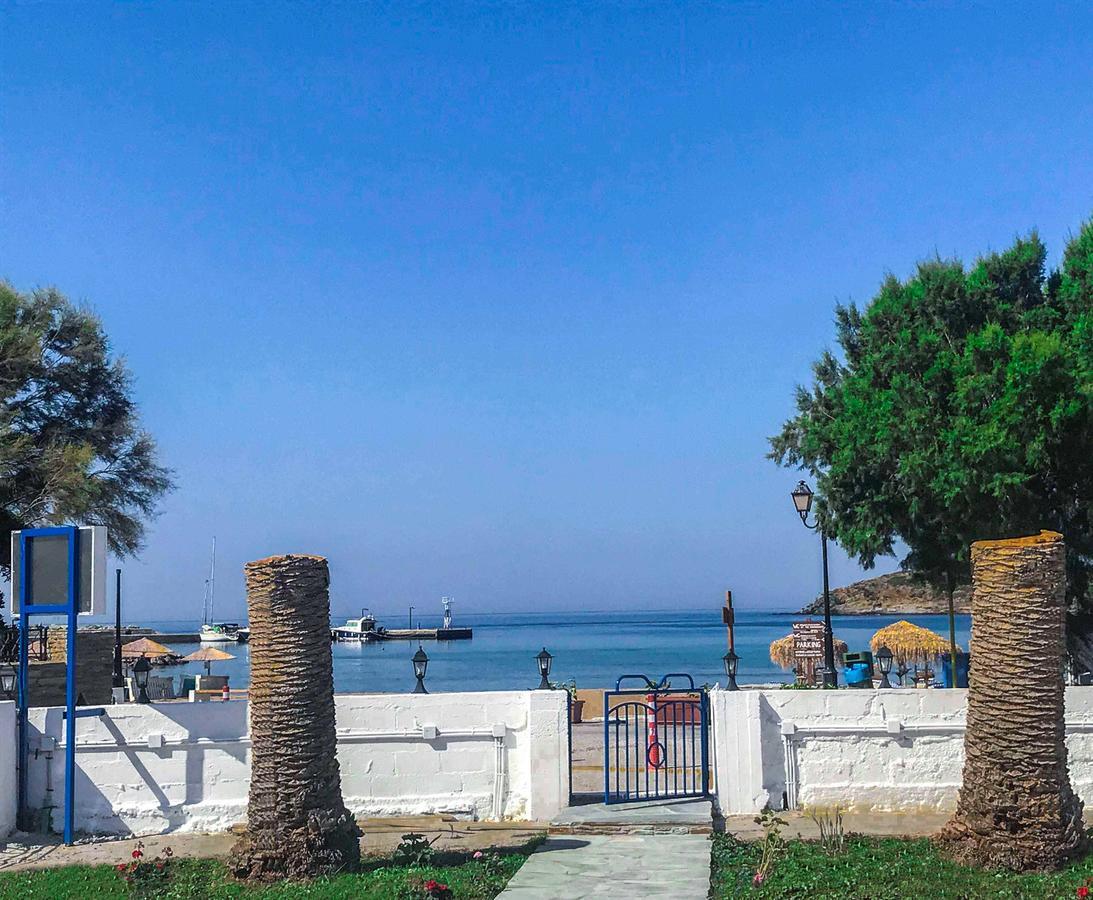 Katerina Beach Rooms Ándros 외부 사진