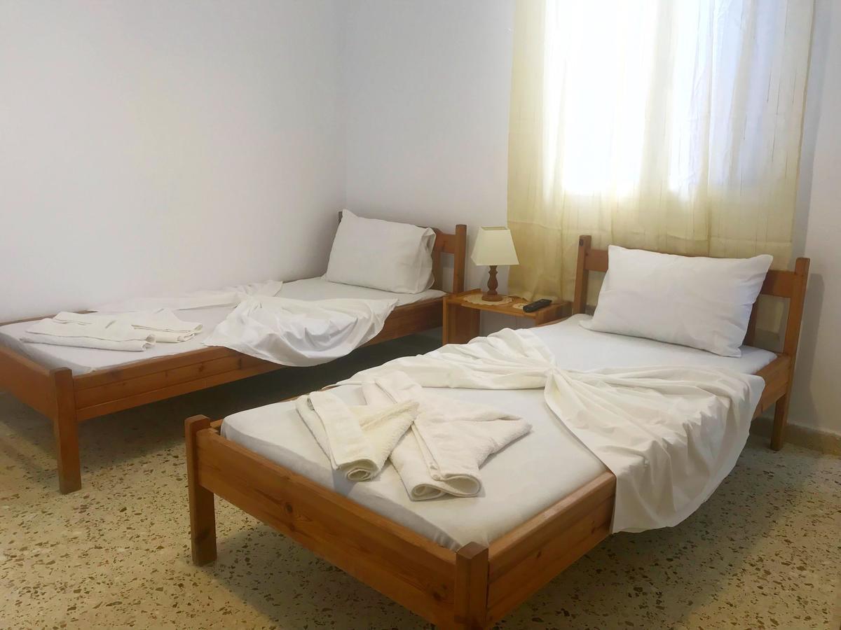 Katerina Beach Rooms Ándros 외부 사진