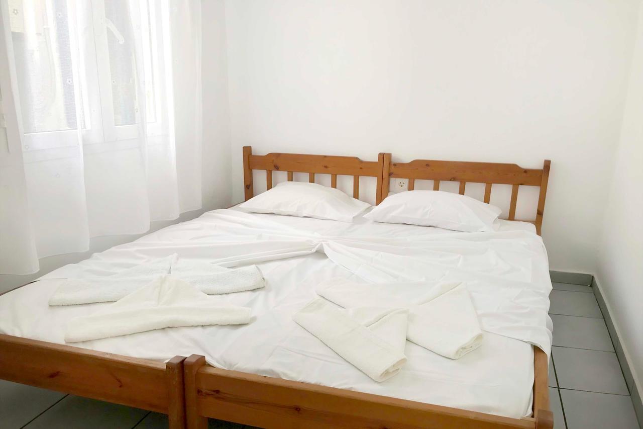 Katerina Beach Rooms Ándros 외부 사진