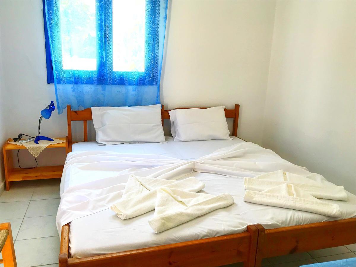 Katerina Beach Rooms Ándros 외부 사진